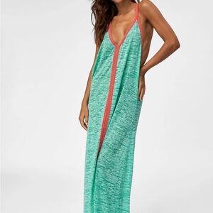Pitusa Inca Cover up in mint, NWT